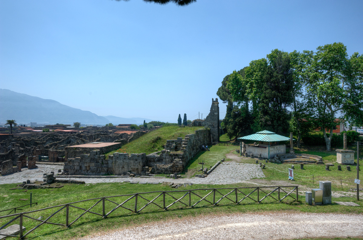 The Necropolis at The Porta Vesuvio